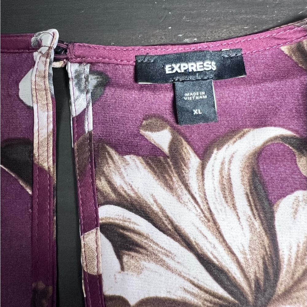 Express Purple and Brown Floral Top - Picture 8 of 11